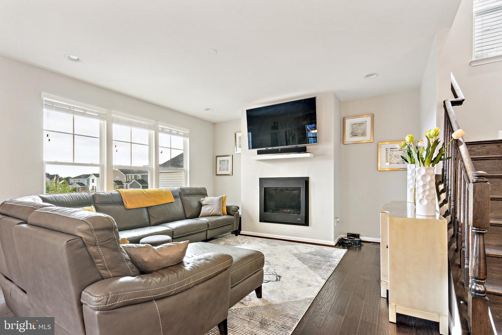 213 Foxglove Way