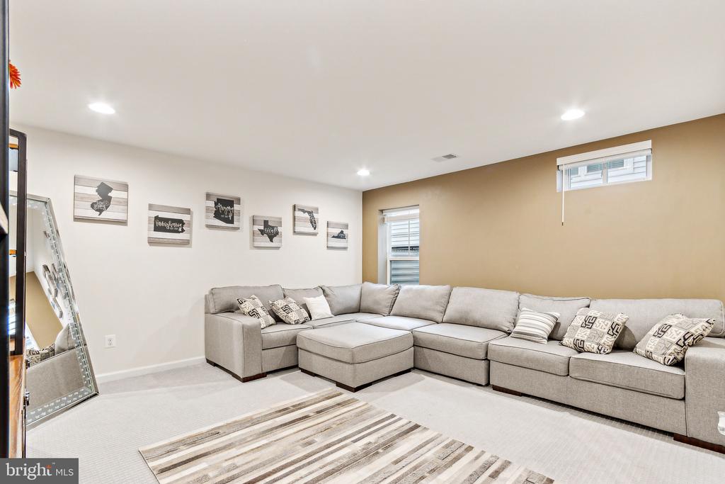 213 Foxglove Way