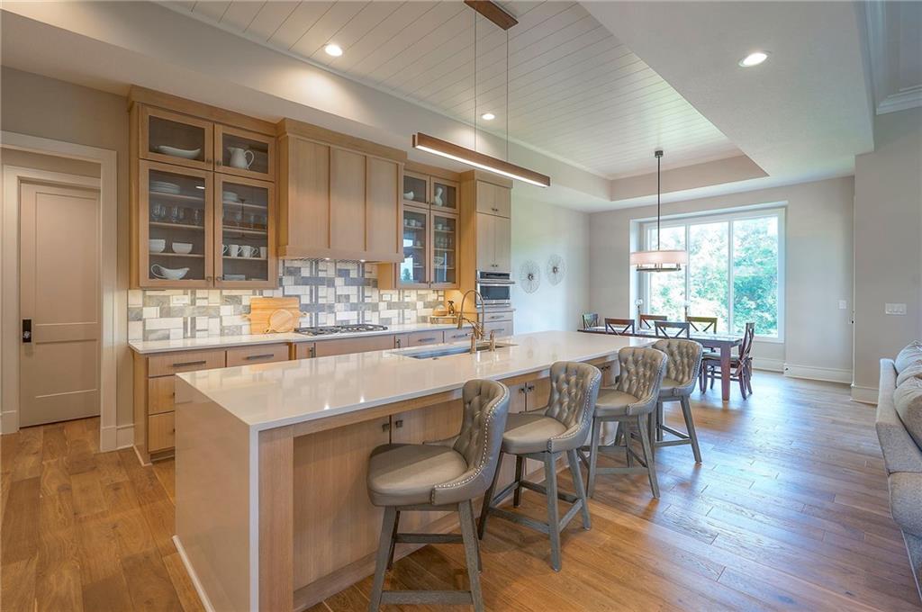 7736 N Donnelly Avenue