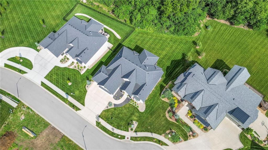 7736 N Donnelly Avenue