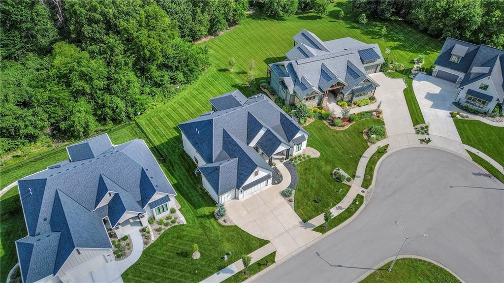 7736 N Donnelly Avenue