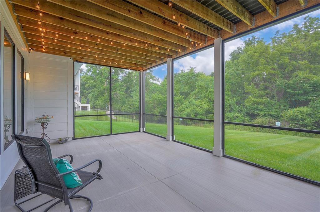 7736 N Donnelly Avenue