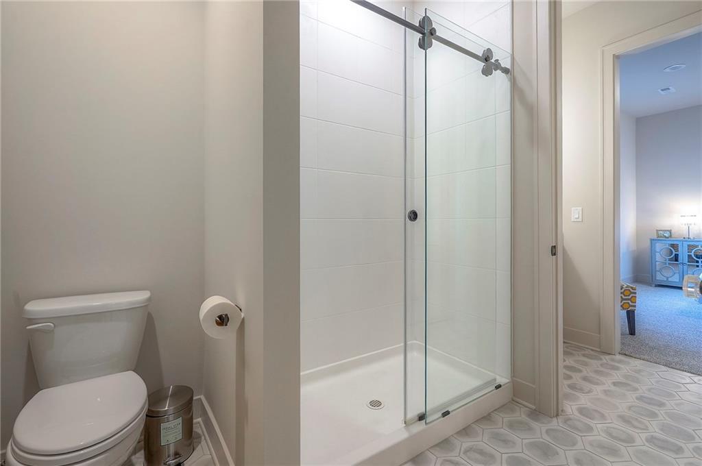 7736 N Donnelly Avenue