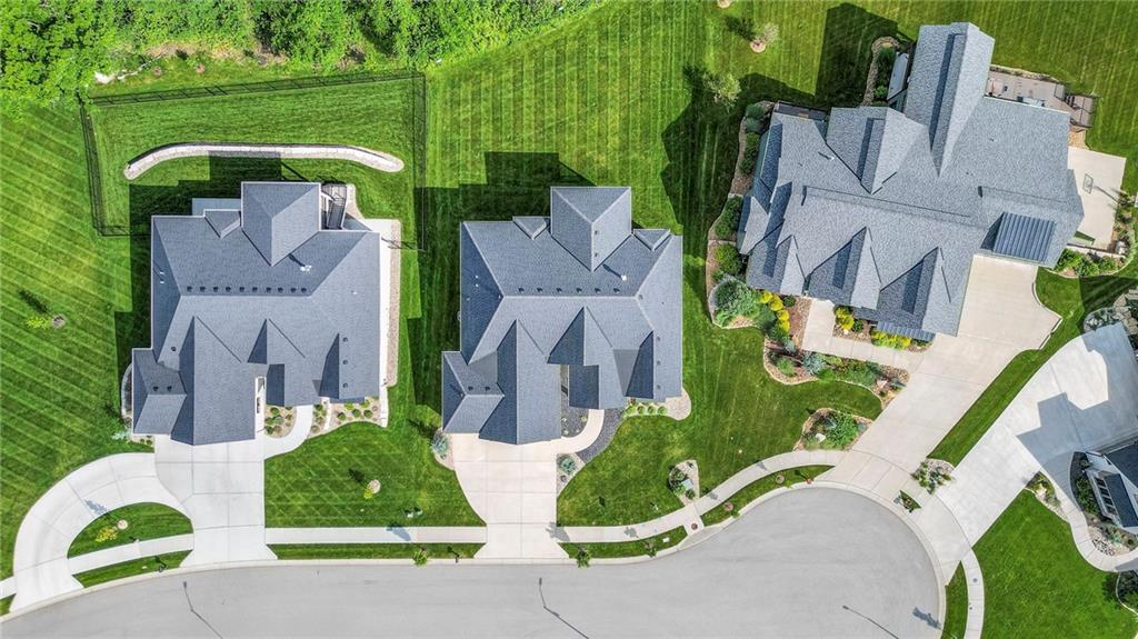 7736 N Donnelly Avenue