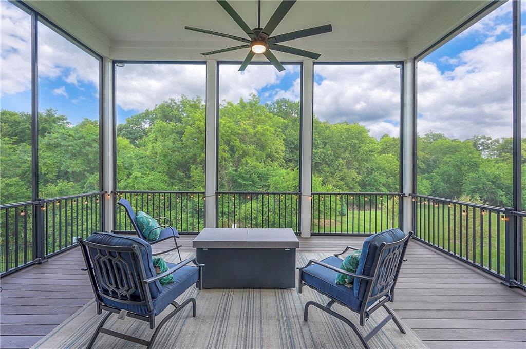 7736 N Donnelly Avenue