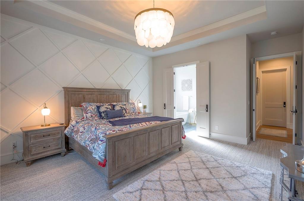 7736 N Donnelly Avenue