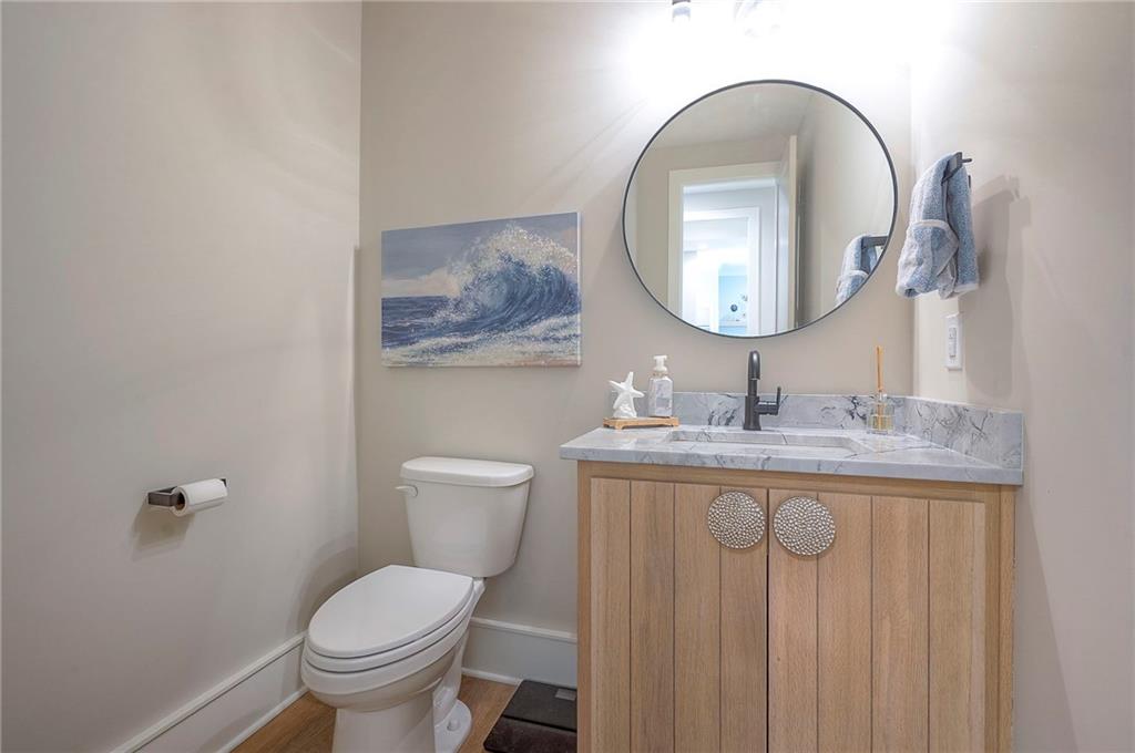 7736 N Donnelly Avenue