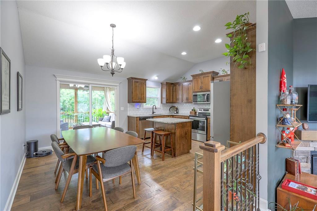 5084 NW Timberline Drive