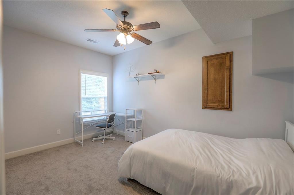 5084 NW Timberline Drive