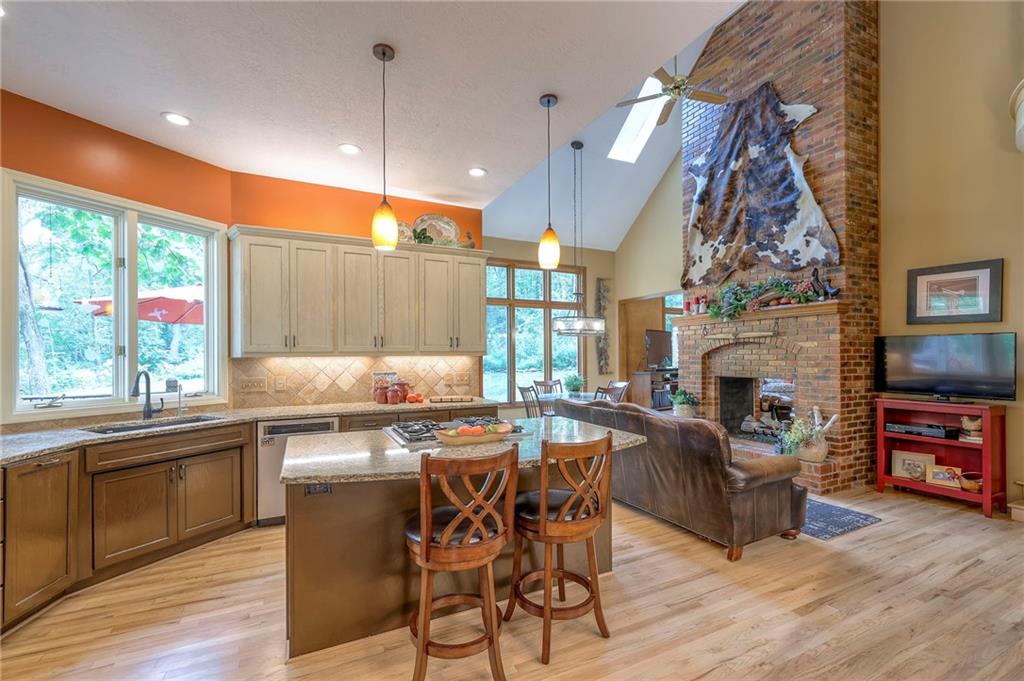 8675 Shorewood Drive