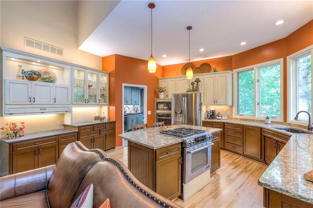 8675 Shorewood Drive