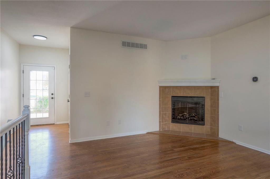 10408 E 45th Terrace