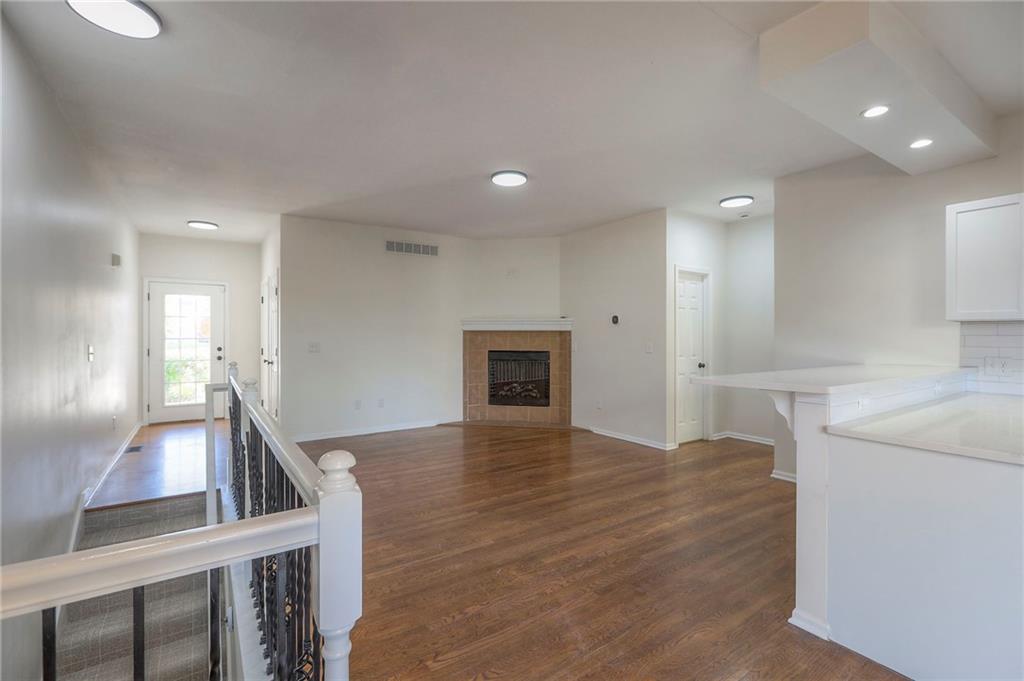 10408 E 45th Terrace