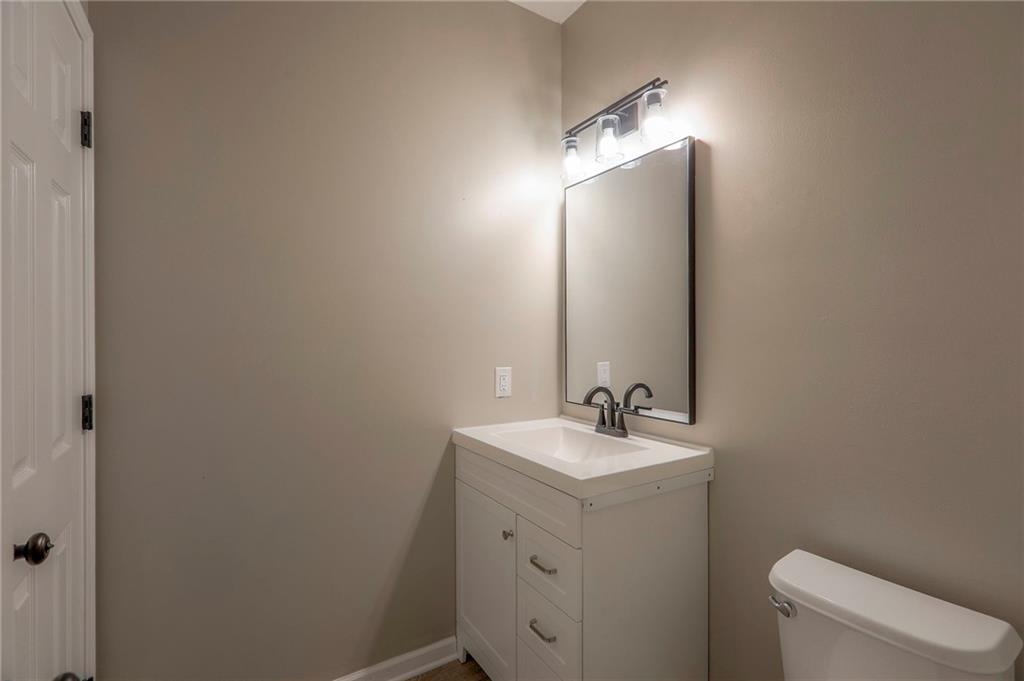 10408 E 45th Terrace