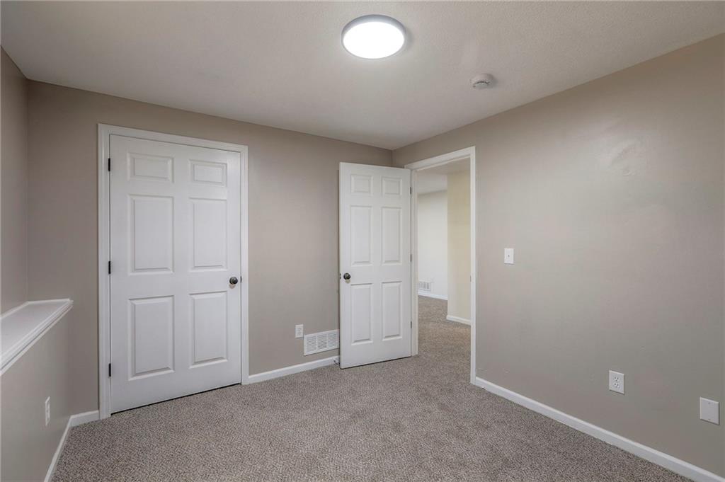 10408 E 45th Terrace