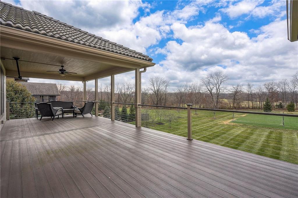 10502 N Willow Avenue