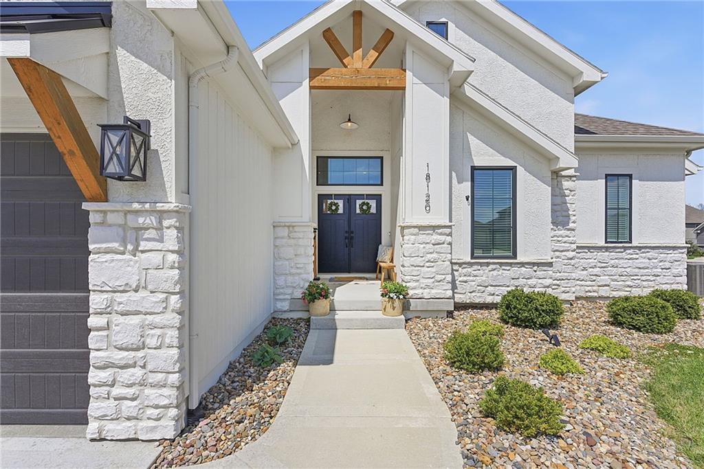 18120 N Peach Blossom Drive