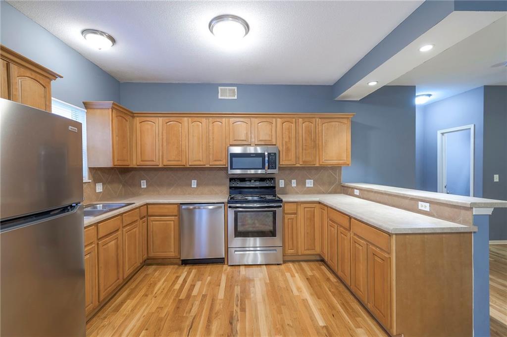 10410 E 45th Terrace