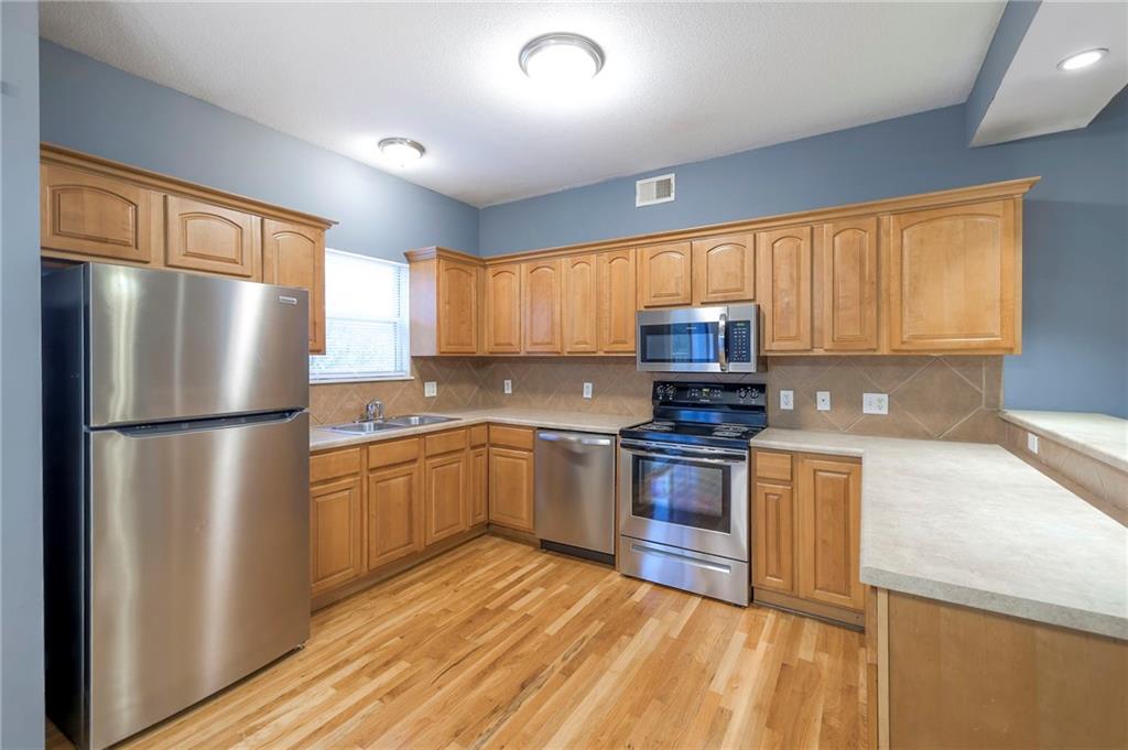 10410 E 45th Terrace