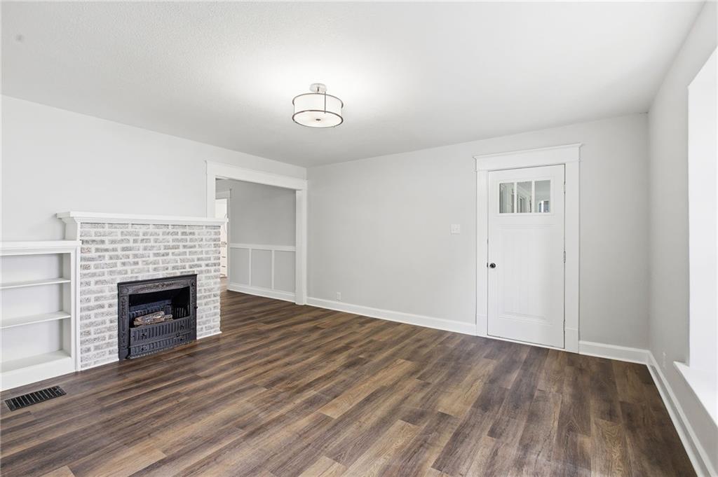 328 E Main Street