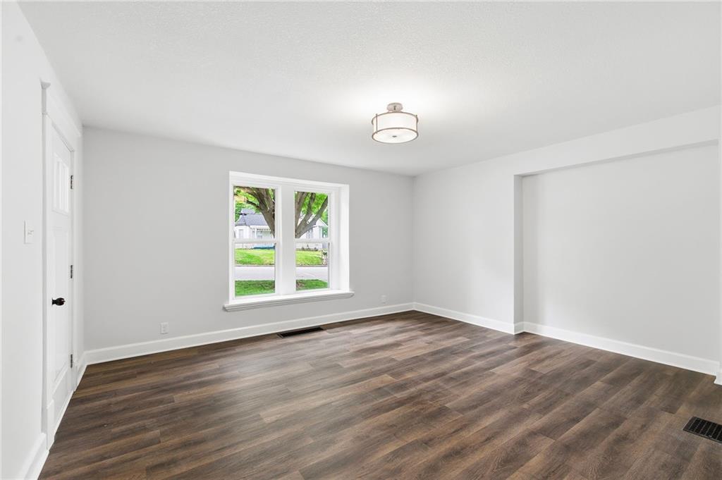 328 E Main Street