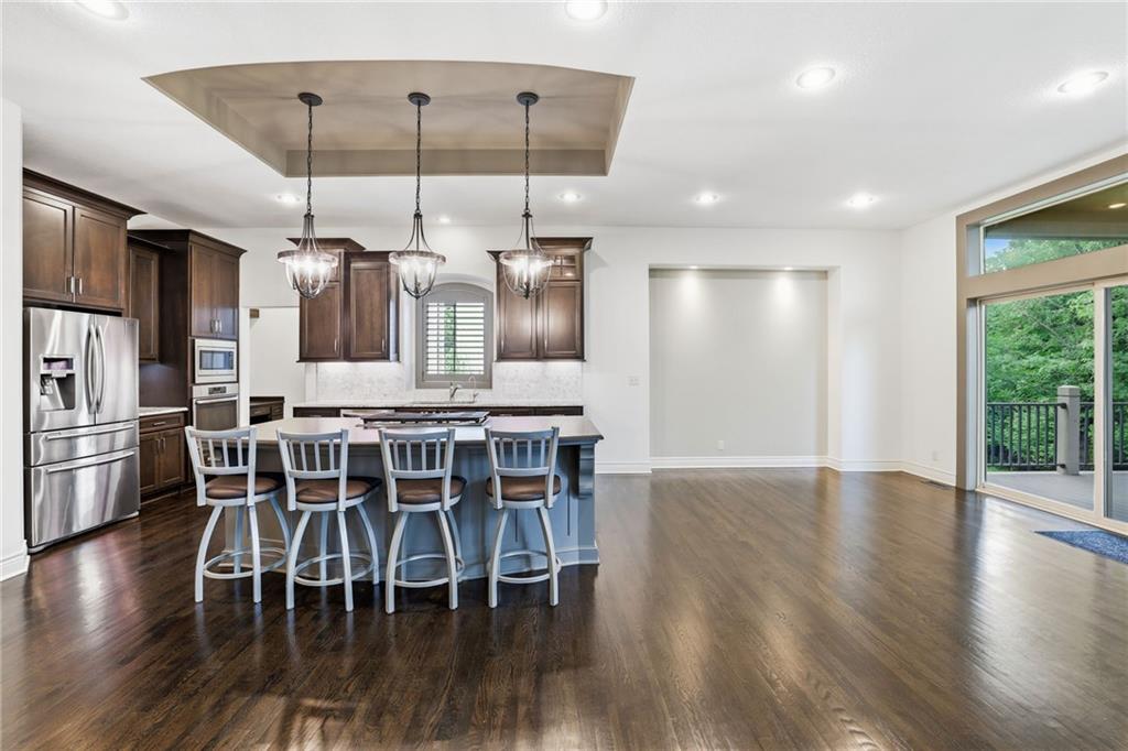 6119 Southlake Drive