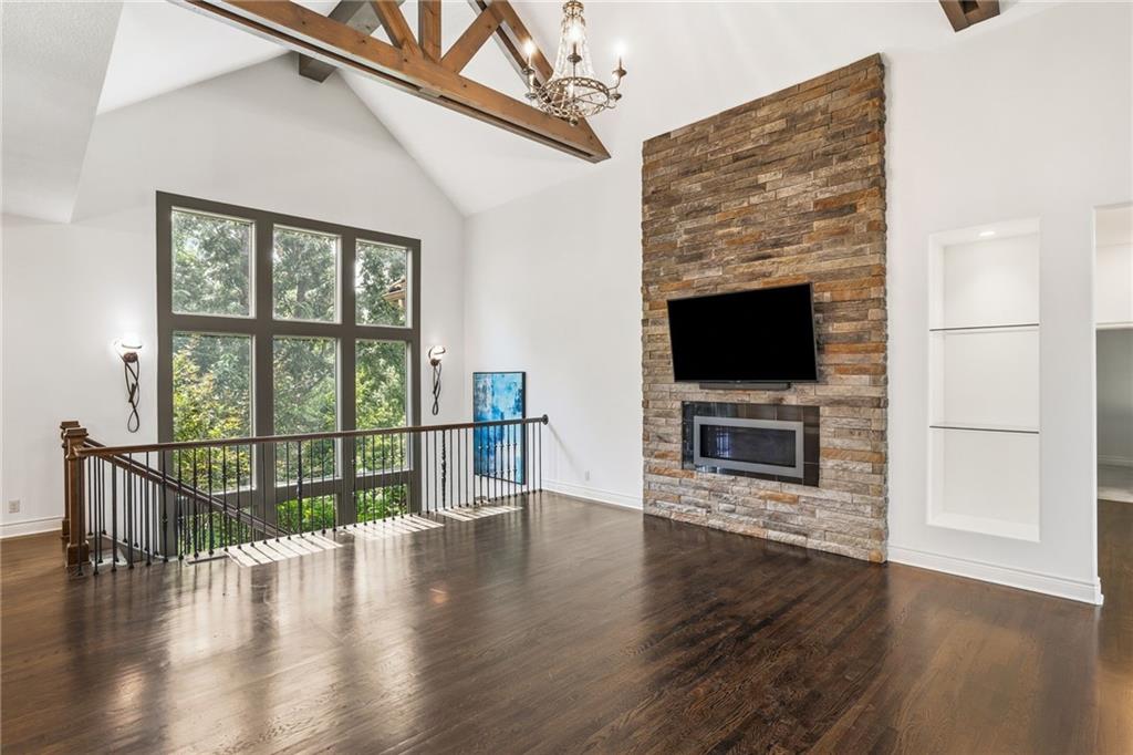 6119 Southlake Drive