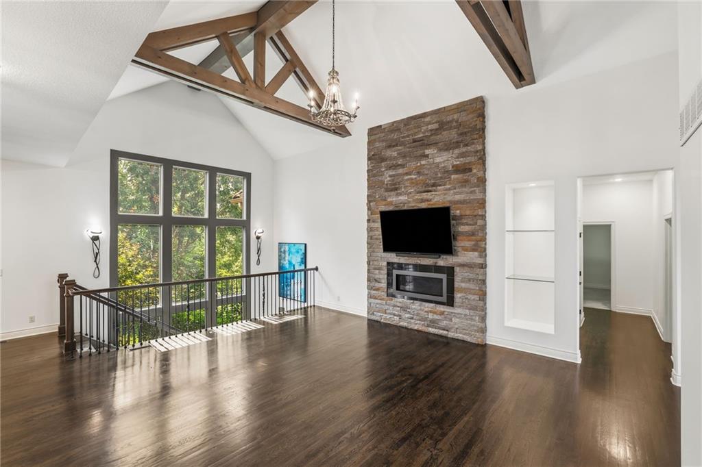 6119 Southlake Drive