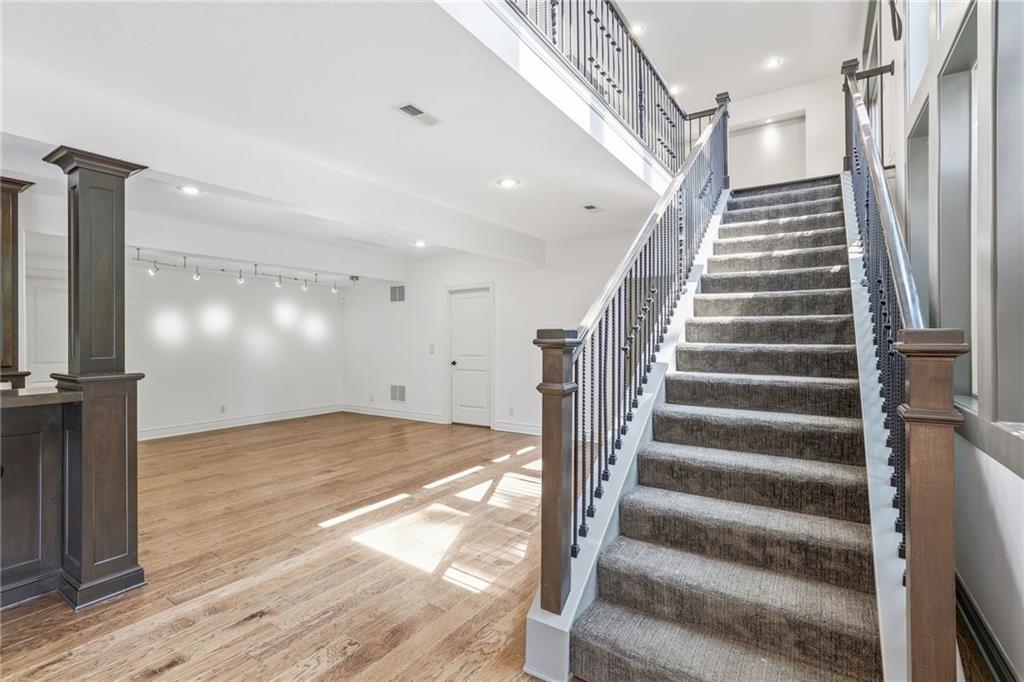 6119 Southlake Drive