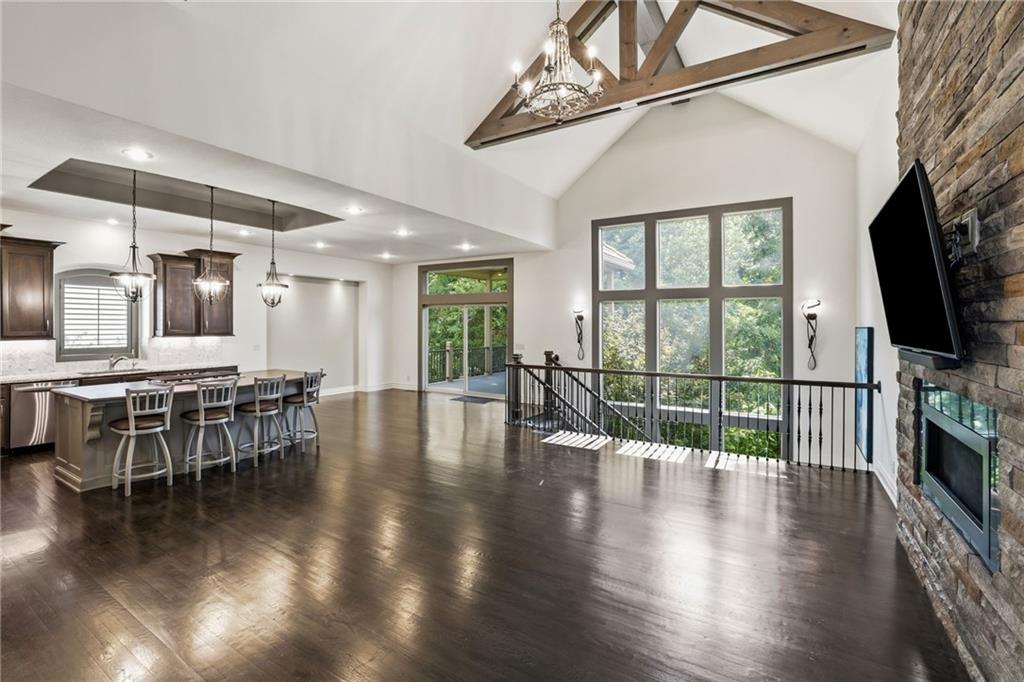 6119 Southlake Drive