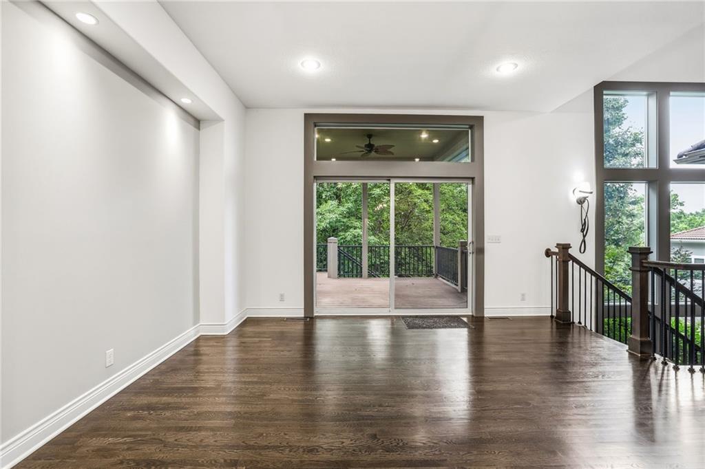 6119 Southlake Drive