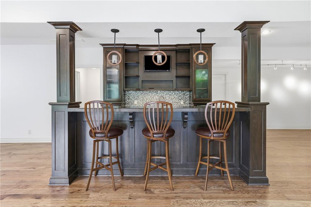 6119 Southlake Drive