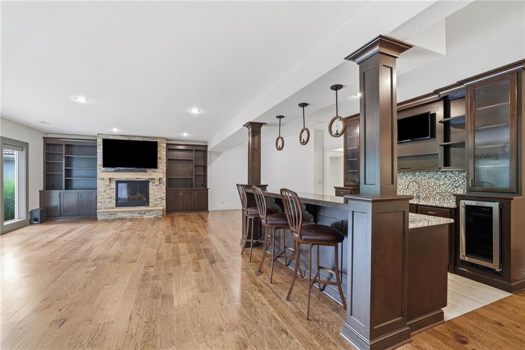 6119 Southlake Drive