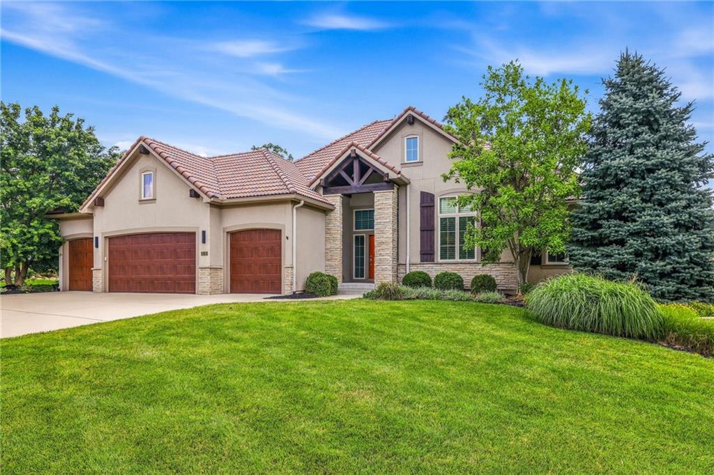 6119 Southlake Drive