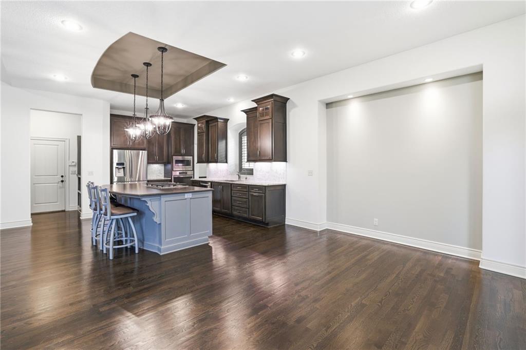 6119 Southlake Drive