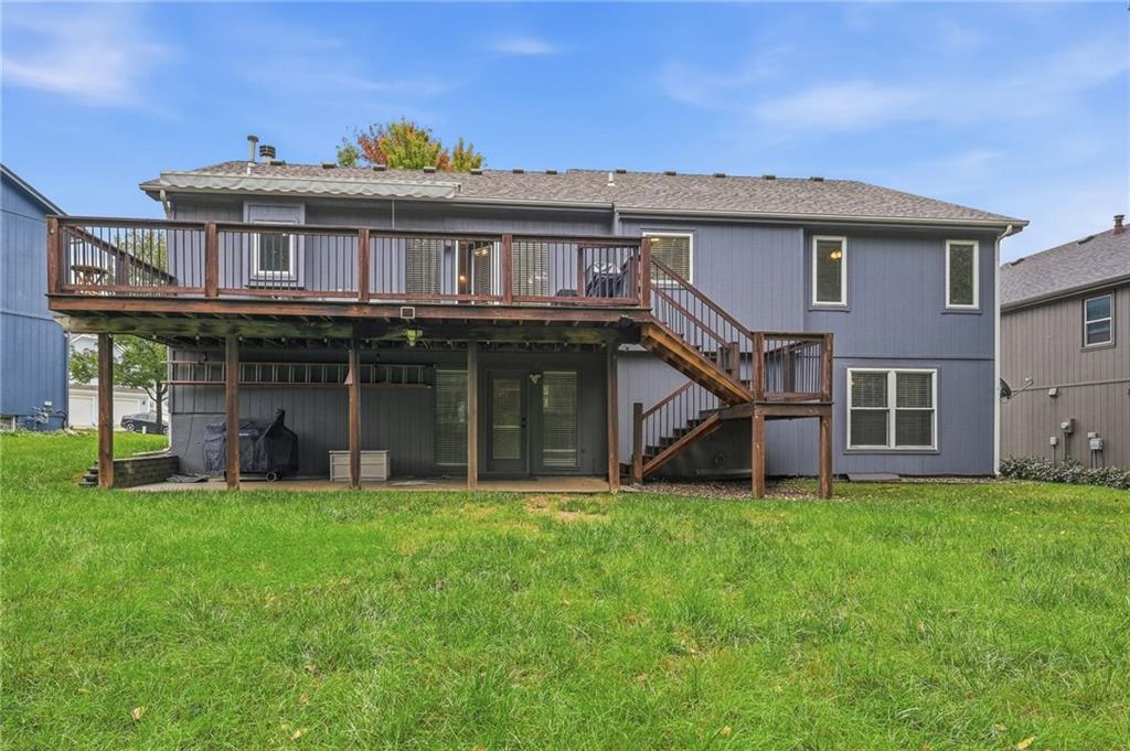 7552 N Tullis Avenue
