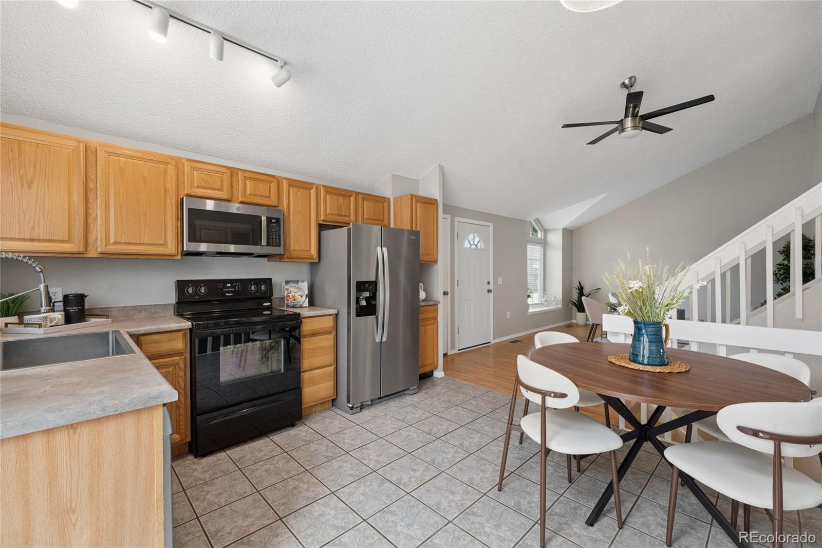 3734 Canterbury Circle