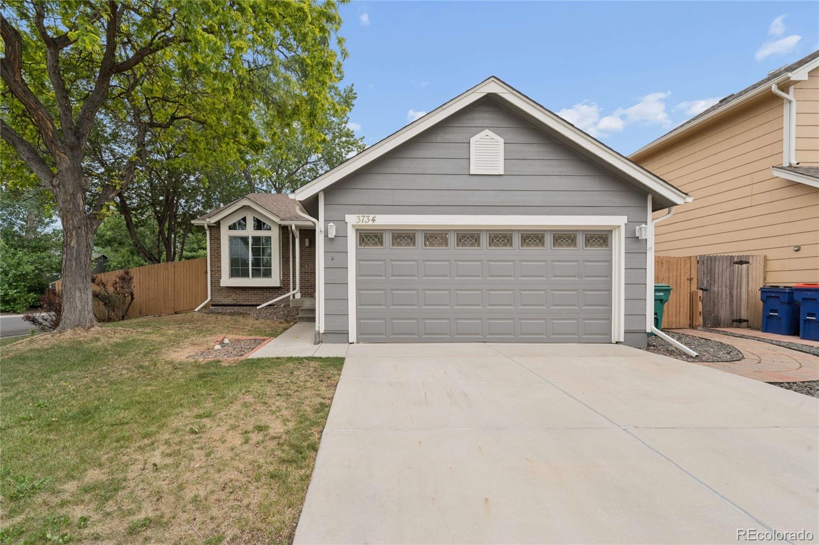 3734 Canterbury Circle