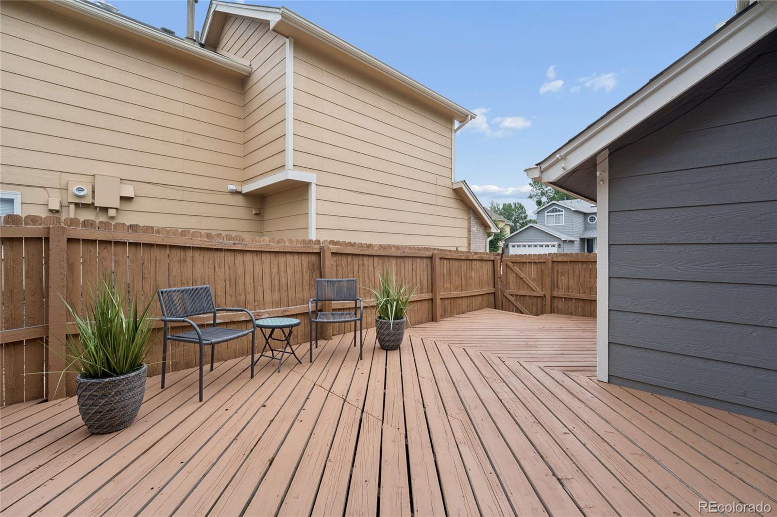 3734 Canterbury Circle