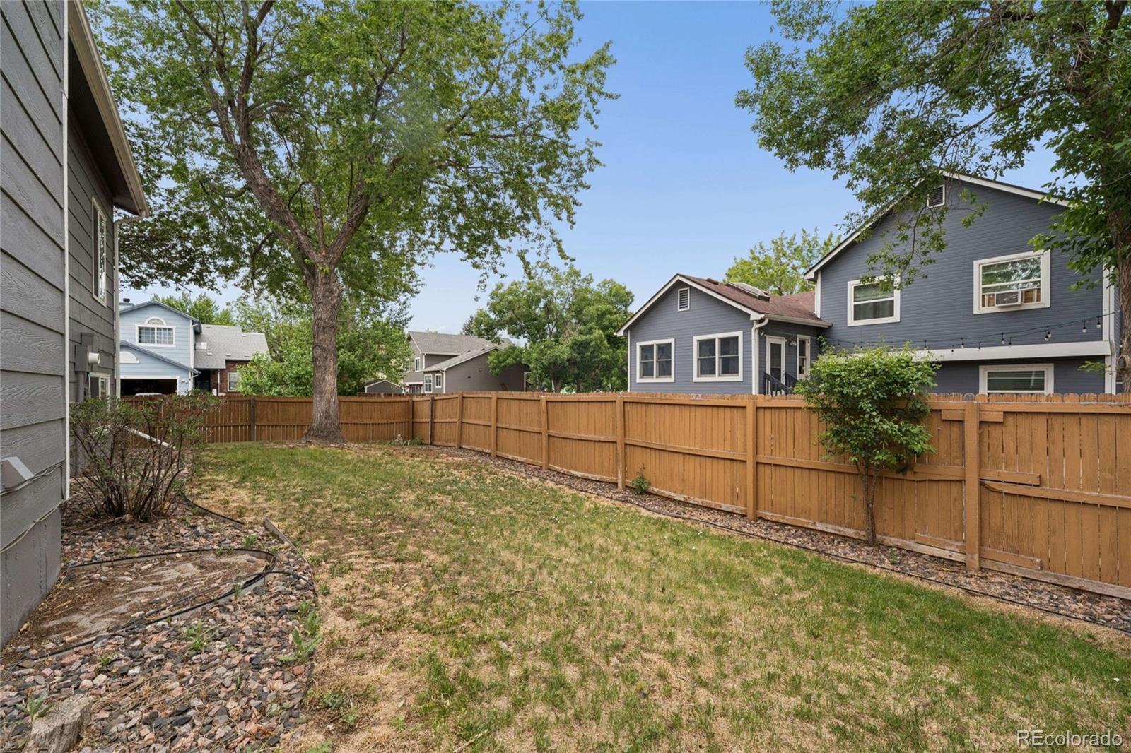 3734 Canterbury Circle