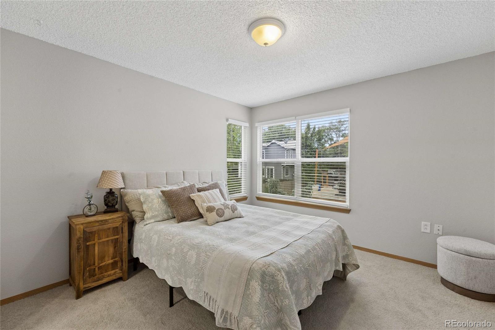 3734 Canterbury Circle