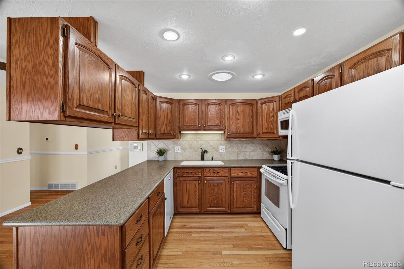 8354 Eaton Way