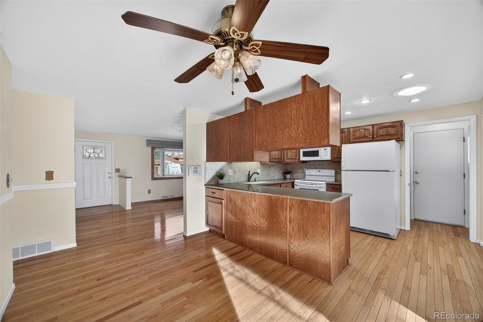 8354 Eaton Way