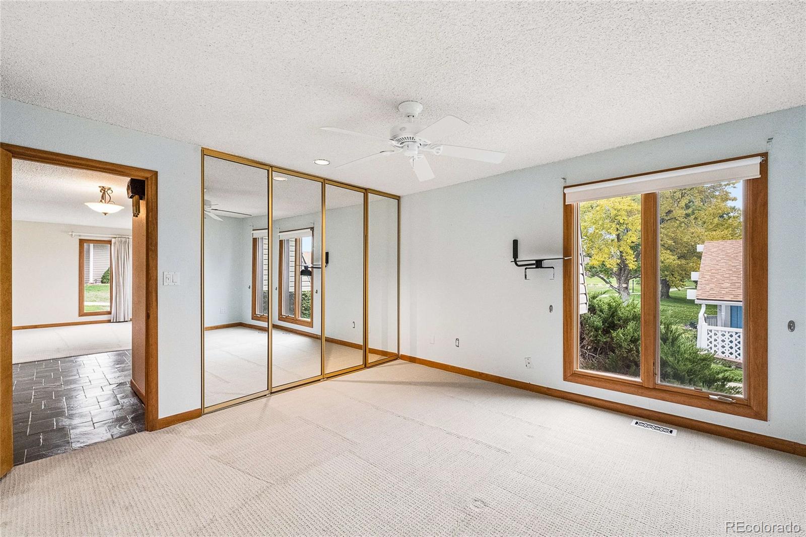 32 Douglas Drive S