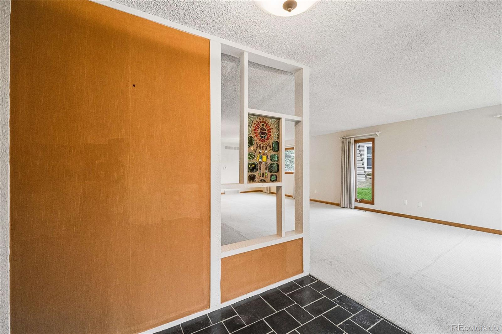 32 Douglas Drive S