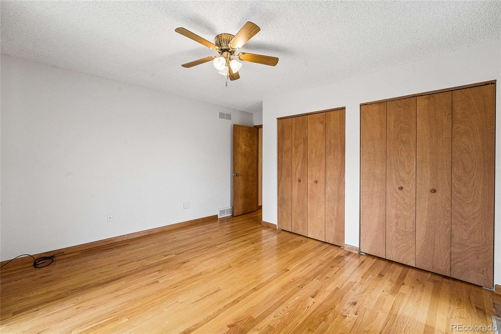 32 Douglas Drive S
