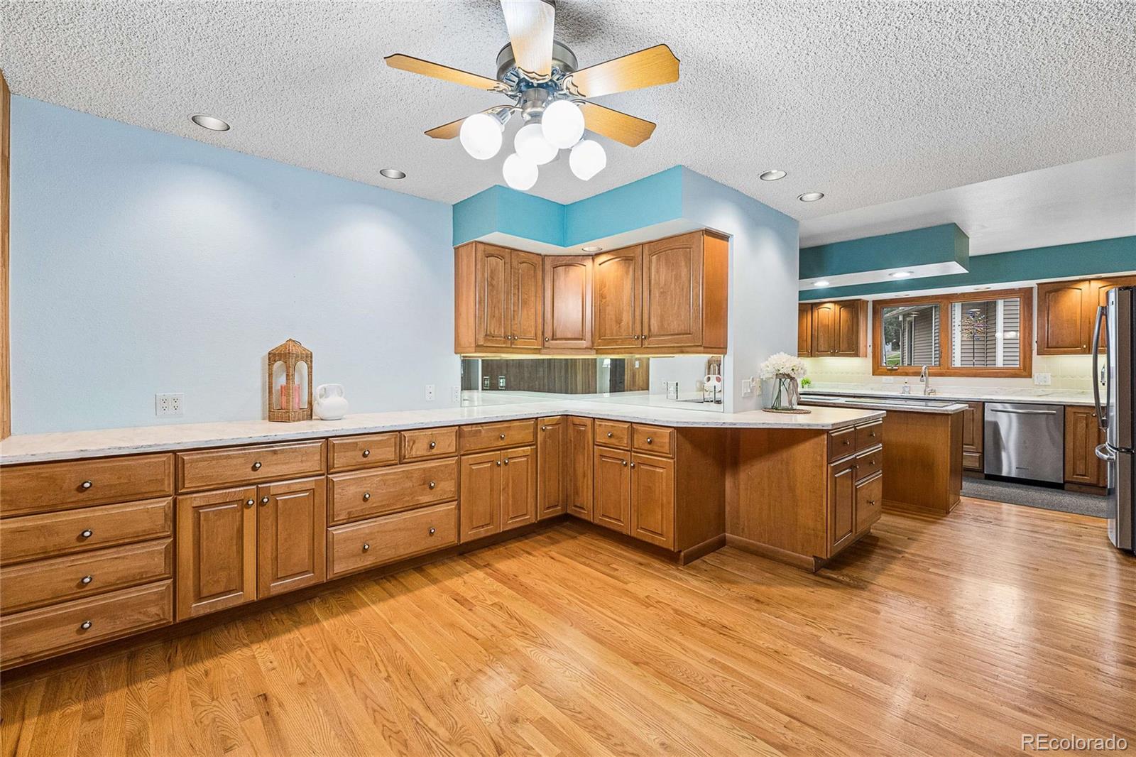 32 Douglas Drive S