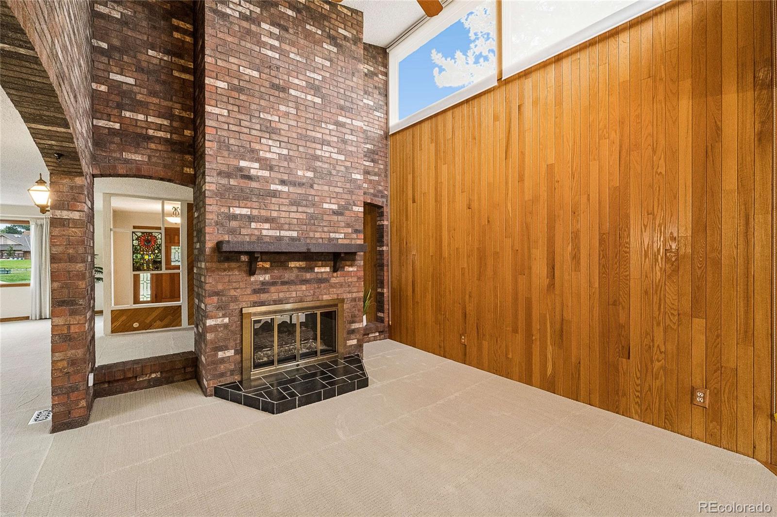 32 Douglas Drive S