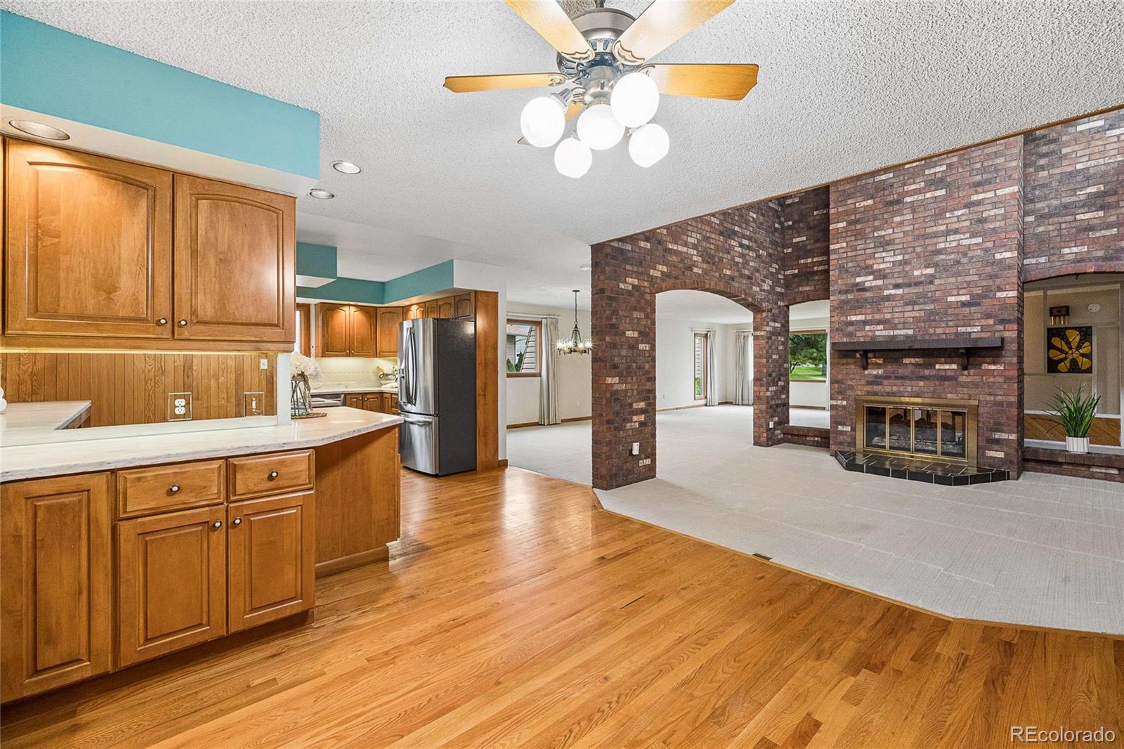 32 Douglas Drive S