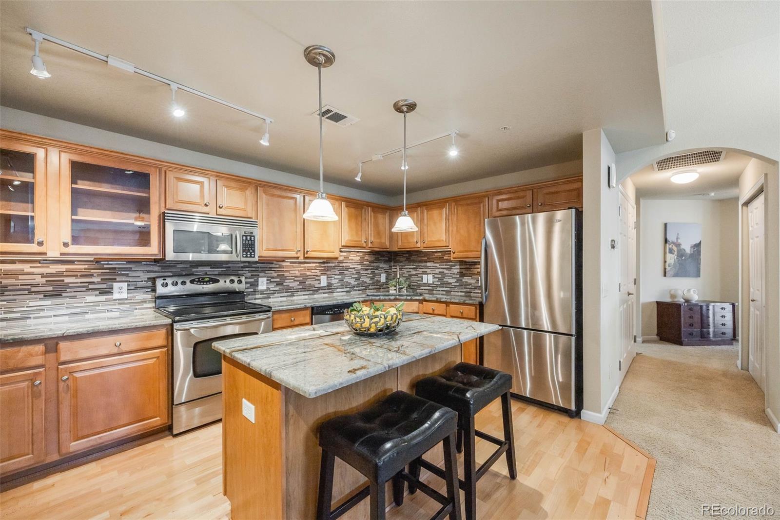 14190 Sun Blaze Loop Unit: E
